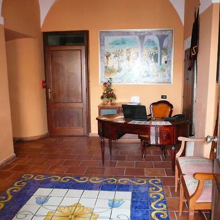 酒店 Tenuta Del Massimo Feudo 3*