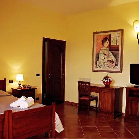 Tenuta Del Massimo Feudo 酒店 3*